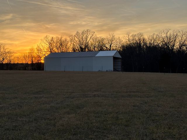 13449 State Highway J 13449, Conway, MO 65632