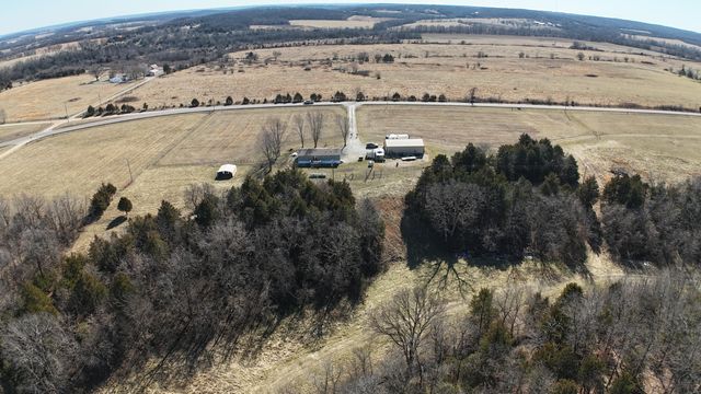 13449 State Highway J 13449, Conway, MO 65632