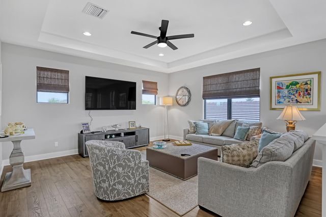 13525 Artisan Circle, Palm Beach Gardens, FL 33418