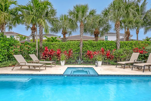 13525 Artisan Circle, Palm Beach Gardens, FL 33418