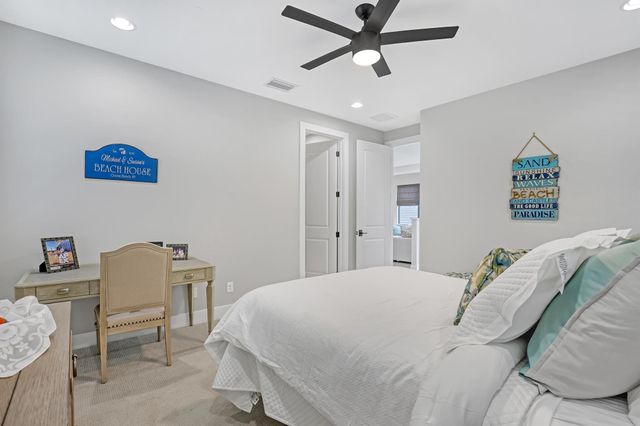 13525 Artisan Circle, Palm Beach Gardens, FL 33418