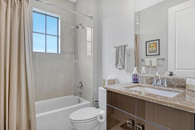 13525 Artisan Circle, Palm Beach Gardens, FL 33418