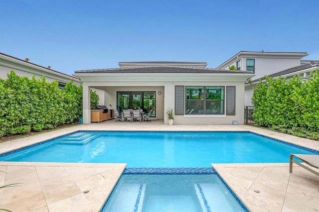 13525 Artisan Circle, Palm Beach Gardens, FL 33418