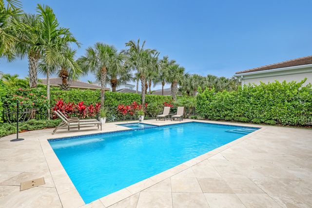 13525 Artisan Circle, Palm Beach Gardens, FL 33418