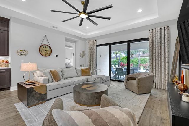 13525 Artisan Circle, Palm Beach Gardens, FL 33418