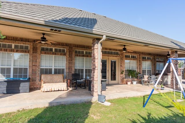 6034 Devonshire Lane, San Angelo, TX 76901