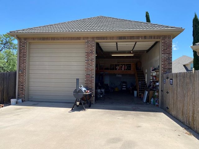 6034 Devonshire Lane, San Angelo, TX 76901