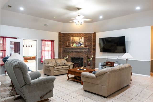 6034 Devonshire Lane, San Angelo, TX 76901