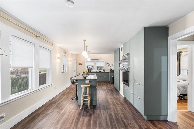 24 Franklin St, Stoughton, MA 02072