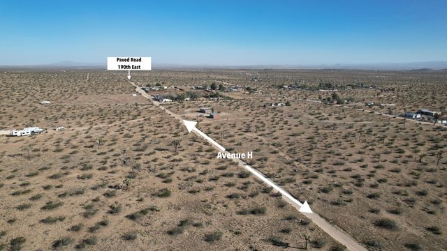 Corner Avenue H & 185 Ste East, Lancaster, CA 93535