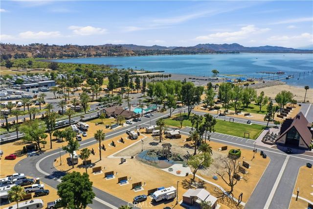17797 Grand A & B, Lake Elsinore, CA 92530
