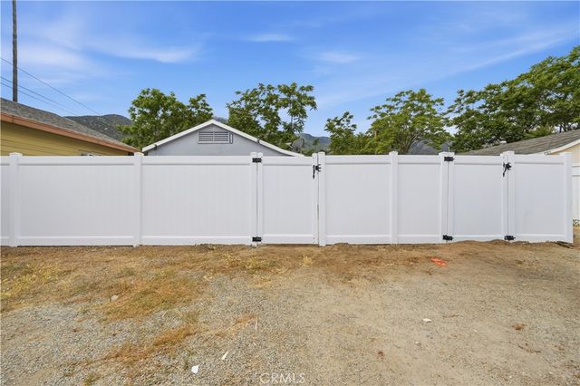 17797 Grand A & B, Lake Elsinore, CA 92530