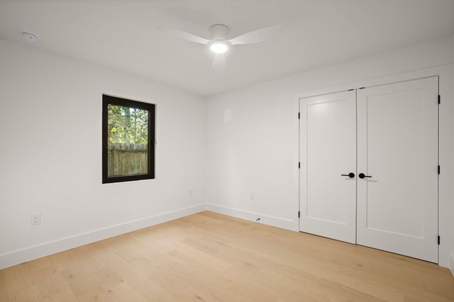8100 Greenslope DR, Austin, TX 78759