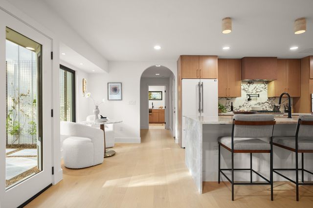 8100 Greenslope DR, Austin, TX 78759