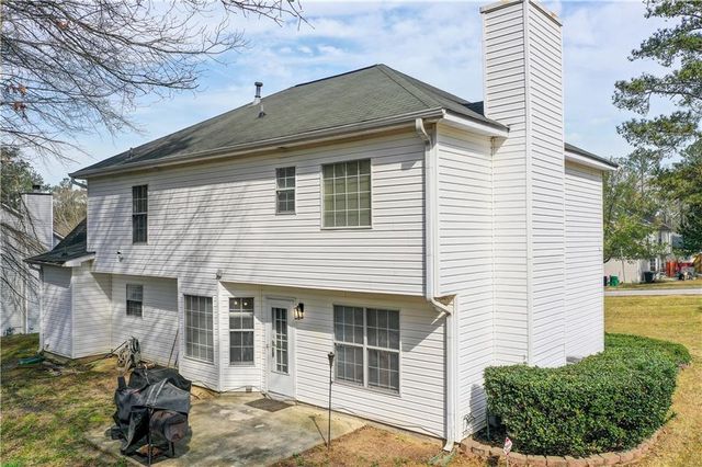 8075 Harmony Lakes Drive, Lithonia, GA 30058