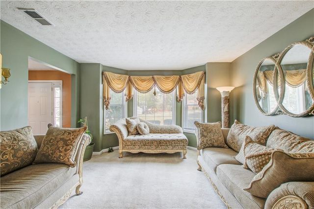 8075 Harmony Lakes Drive, Lithonia, GA 30058