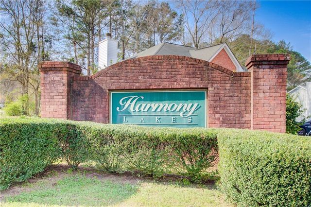 8075 Harmony Lakes Drive, Lithonia, GA 30058
