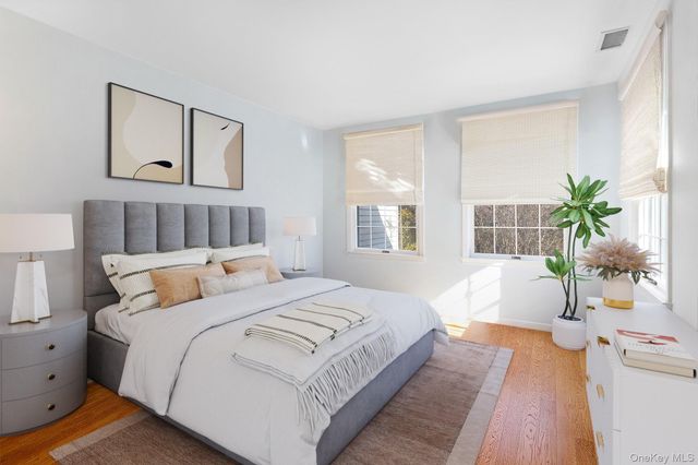 520 Hampton Road 5, Southampton, NY 11968