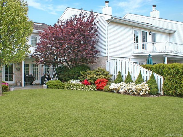 520 Hampton Road 5, Southampton, NY 11968