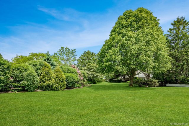 520 Hampton Road 5, Southampton, NY 11968