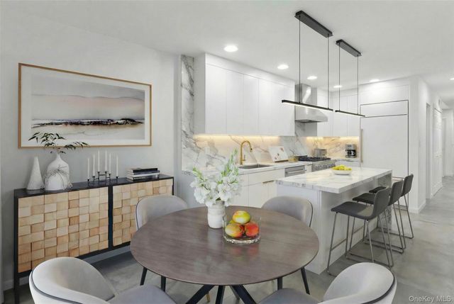 520 Hampton Road 5, Southampton, NY 11968