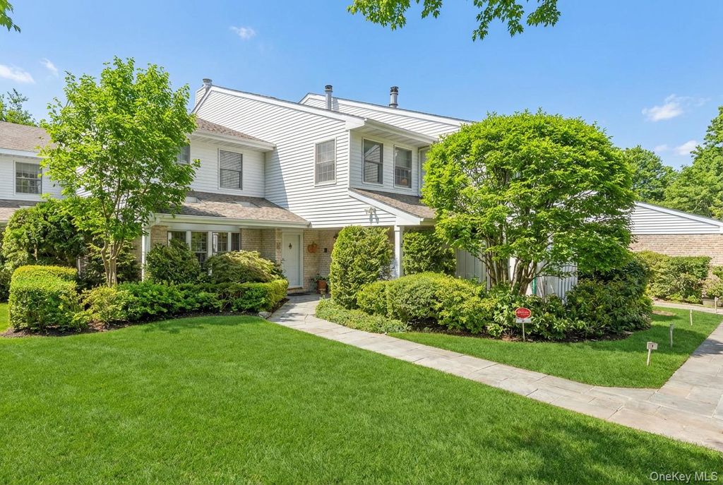 520 Hampton Road 5, Southampton, NY 11968