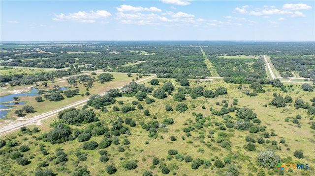000 Lakeside trail BLK 2 Lot 19, Inez, TX 77968