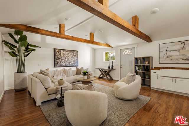 6210 W 85th Place, Los Angeles, CA 90045