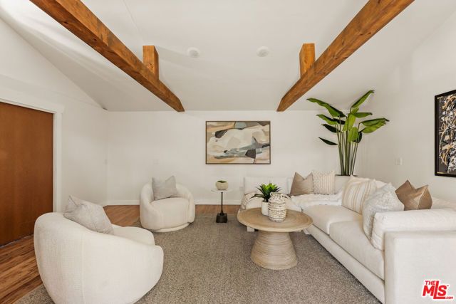 6210 W 85th Place, Los Angeles, CA 90045