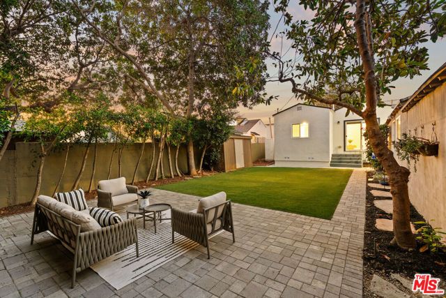 6210 W 85th Place, Los Angeles, CA 90045
