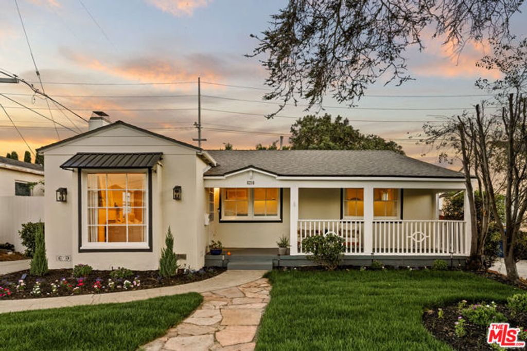 6210 W 85th Place, Los Angeles, CA 90045