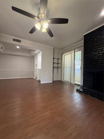 7431 Holly Hill Drive 110, Dallas, TX 75231