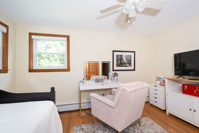 4 Carter Rd, Worcester, MA 01609