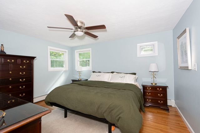 4 Carter Rd, Worcester, MA 01609