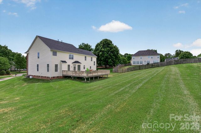 2003 Ptarmigan Court, Waxhaw, NC 28173
