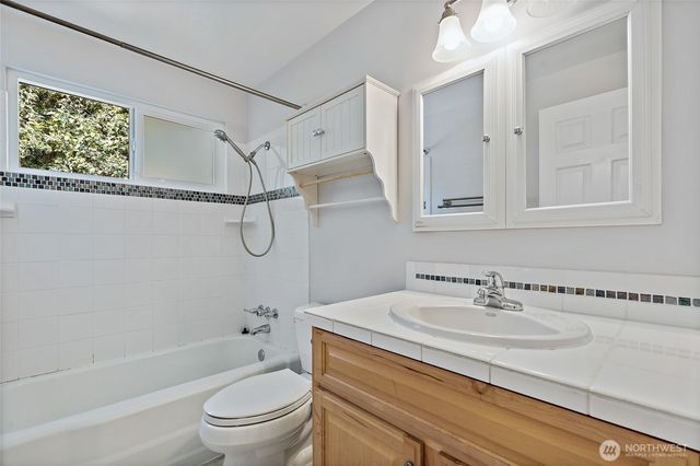 4801 45th Avenue S, Seattle, WA 98118