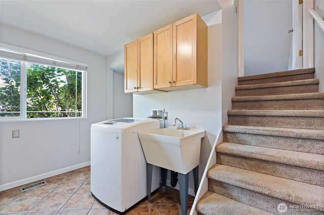 4801 45th Avenue S, Seattle, WA 98118