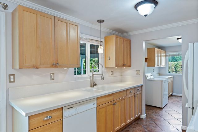 4801 45th Avenue S, Seattle, WA 98118