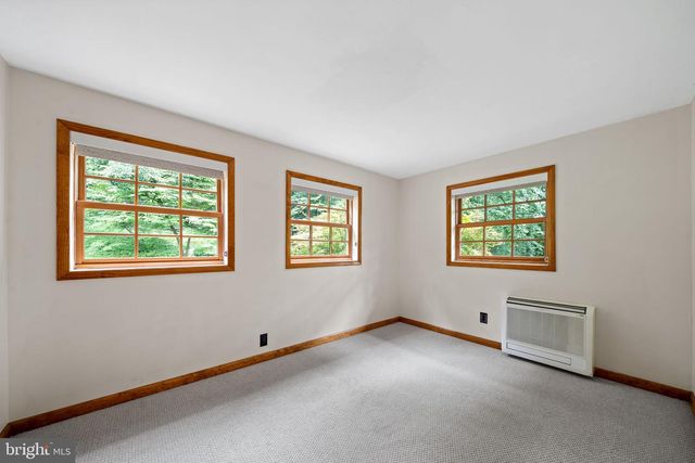 2004 LENAPE UNIONVILLE RD, Kennett Square, PA 19348