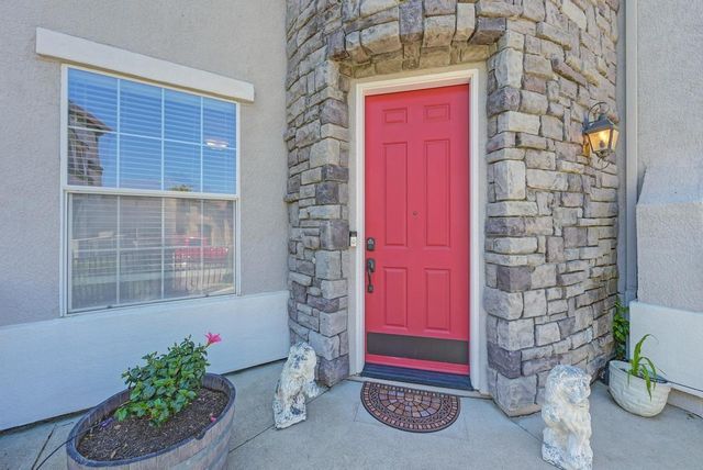 5760 Morningside Ct, Rocklin, CA 95677