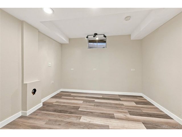 118 S Yates Way, Denver, CO 80219