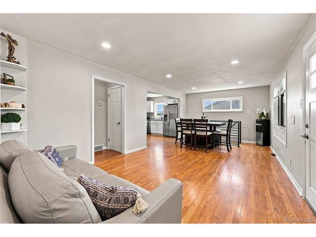 118 S Yates Way, Denver, CO 80219