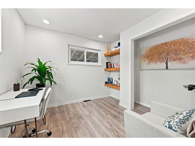 118 S Yates Way, Denver, CO 80219