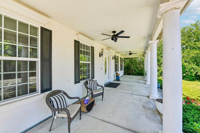 6140 Grant Ave, Carmichael, CA 95608