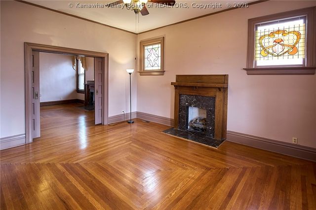 901 Edgewood Drive, Charleston, WV 25302