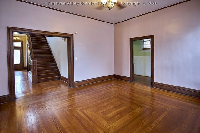 901 Edgewood Drive, Charleston, WV 25302