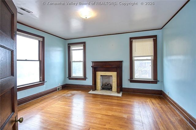 901 Edgewood Drive, Charleston, WV 25302