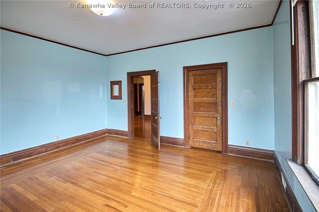 901 Edgewood Drive, Charleston, WV 25302