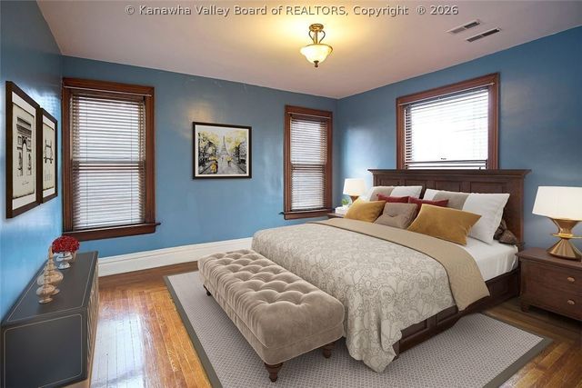 901 Edgewood Drive, Charleston, WV 25302