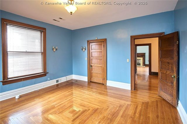 901 Edgewood Drive, Charleston, WV 25302